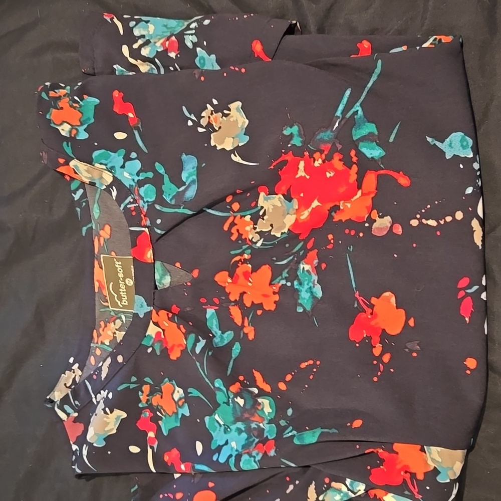 Scrub top 2xl - Picture 1 of 2